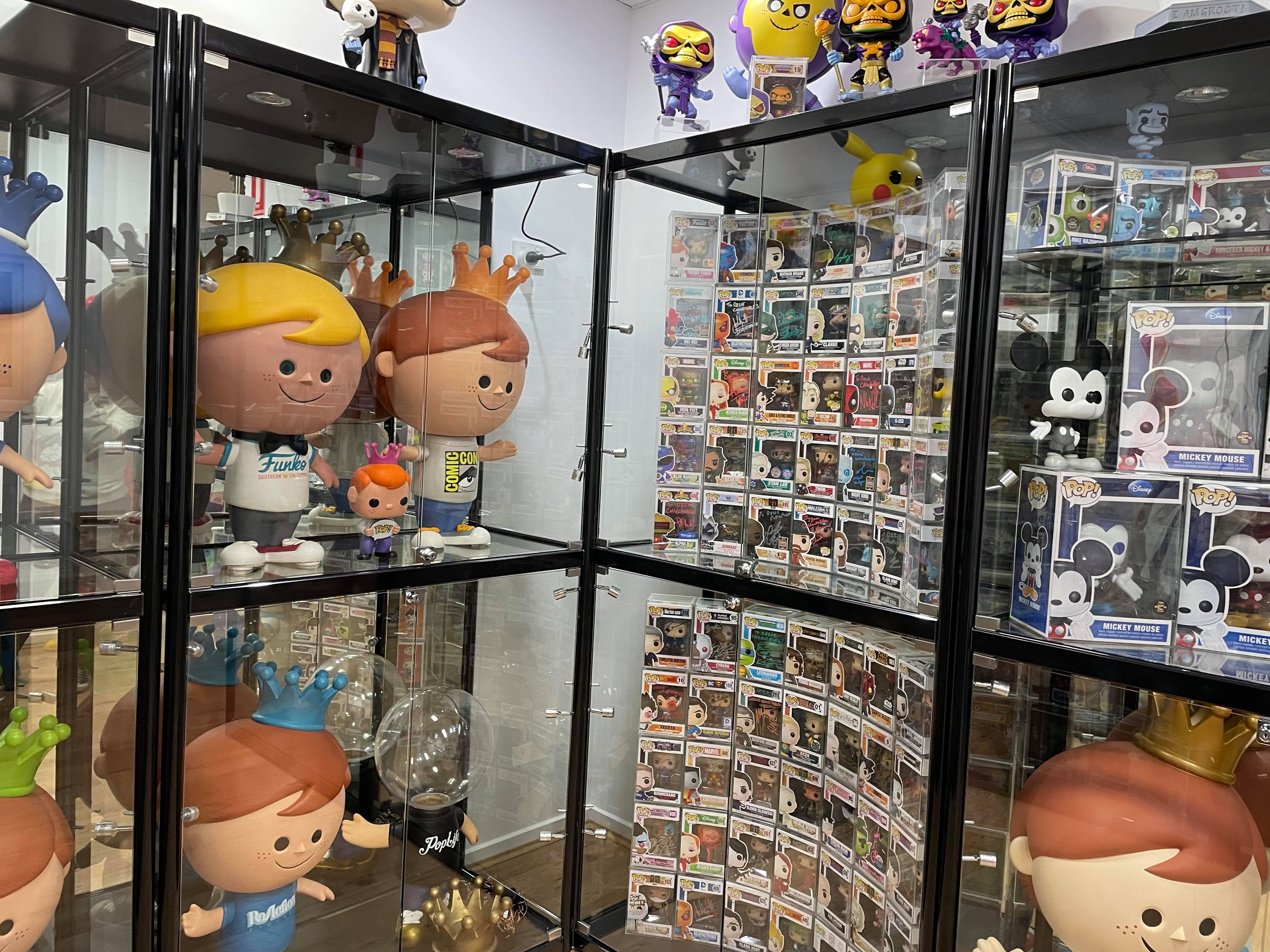 Who is Freddy Funko? A Virtual Tour of the Coolest Freddy Room and Fun –  Ozzie Collectables
