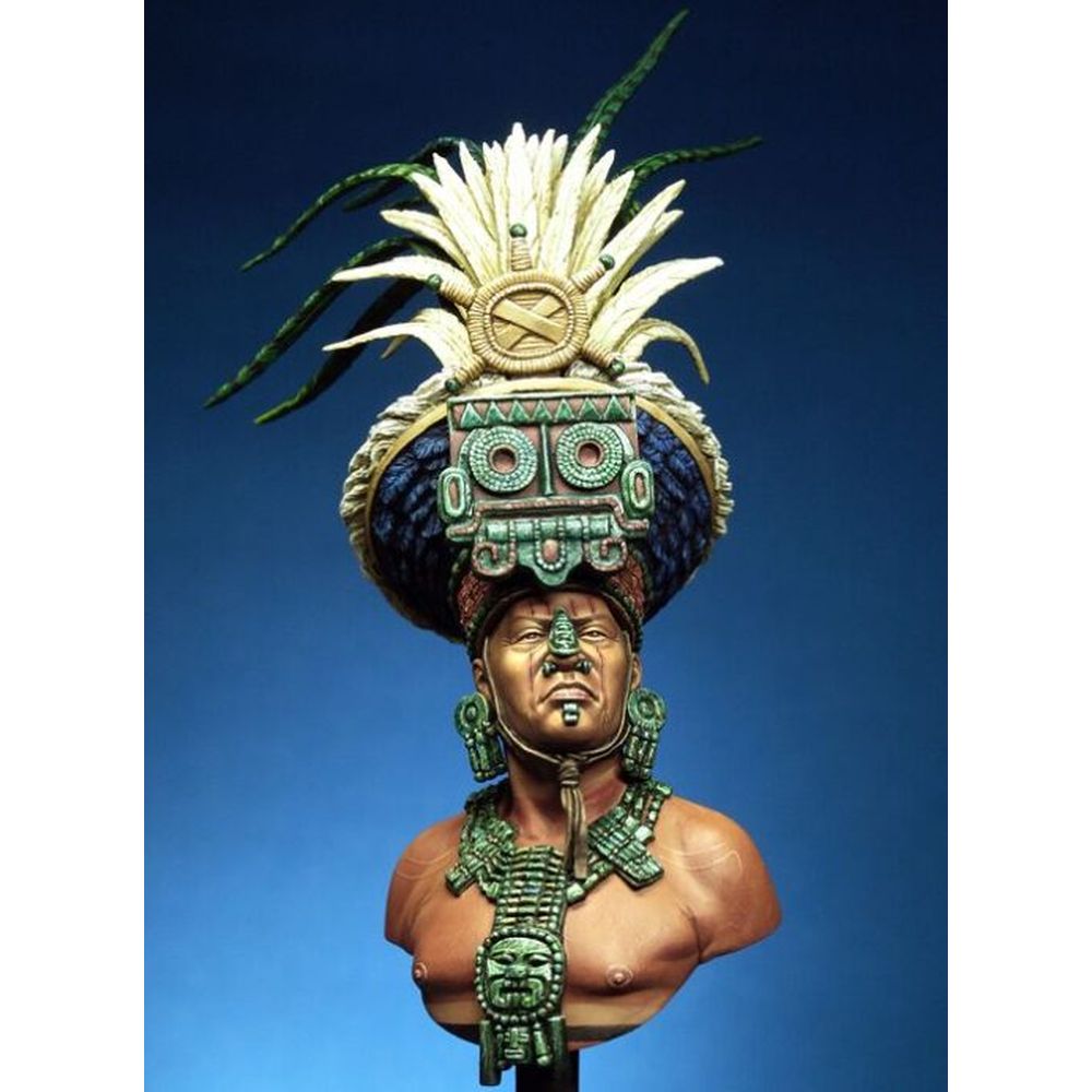 Pegaso Models - Maya Priest Bust 200mm