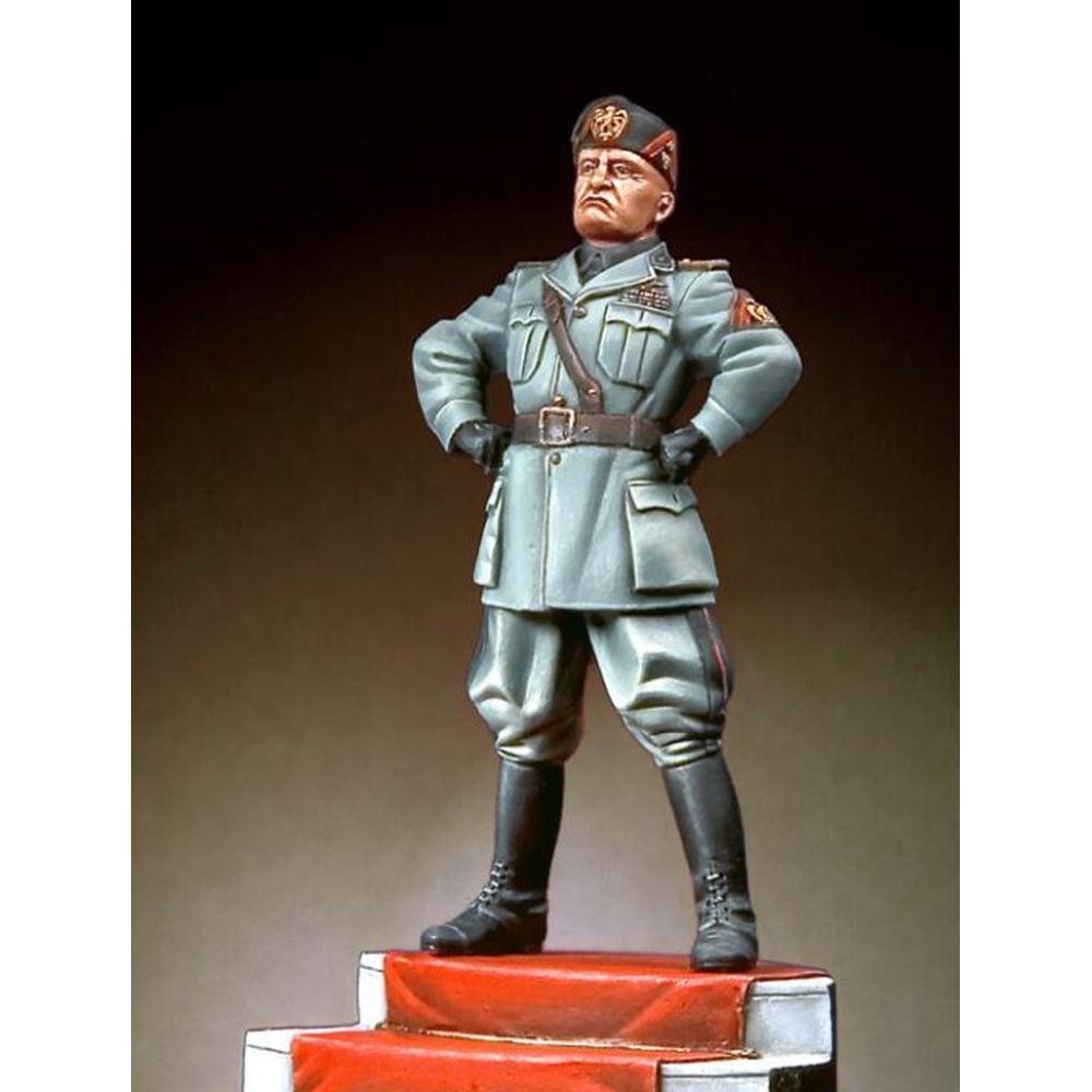 Pegaso Models - Benito Mussolini 54mm on foot CLASSICS