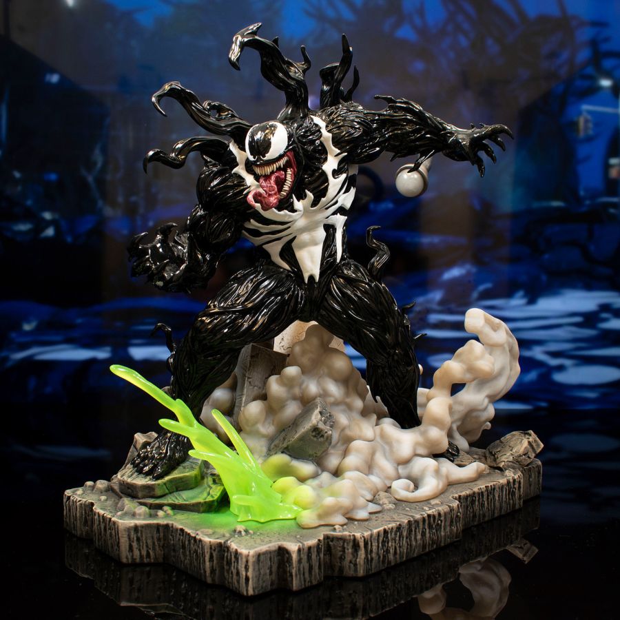 Spider-Man - Venom Deluxe Gallery PVC Statue