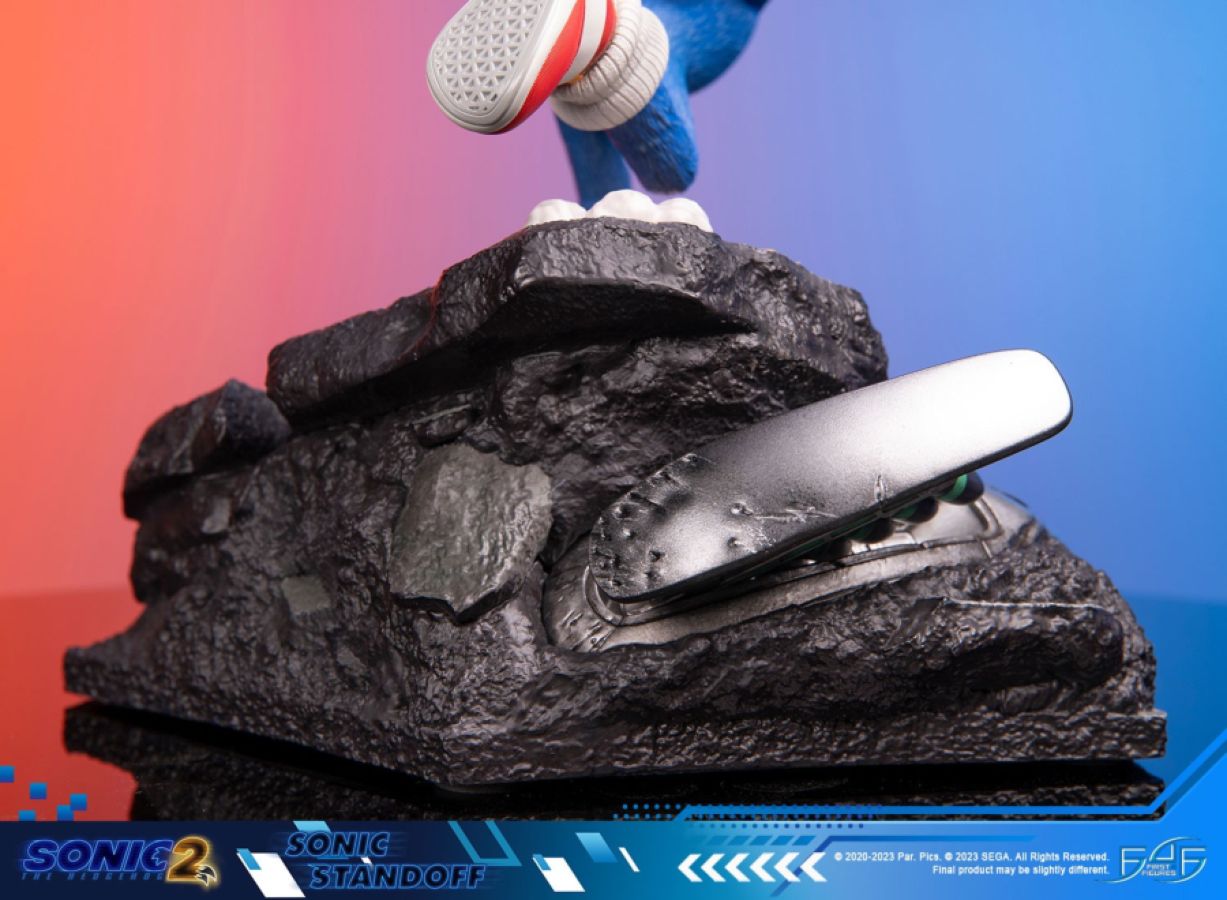 Sonic The Hedgehog 2 - Sonic Standoff Statue