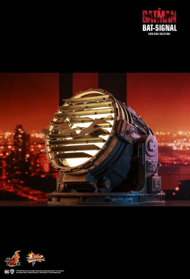 The Batman - Bat-Signal 1:6 Scale Replica