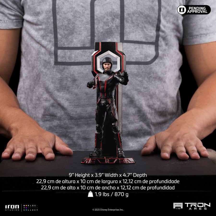 Tron - Ares 1:10 Scale Statue