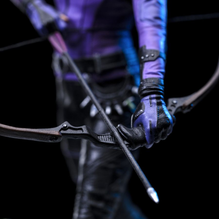 Hawkeye (TV) - Kate Bishop 1:10 Scale Statue