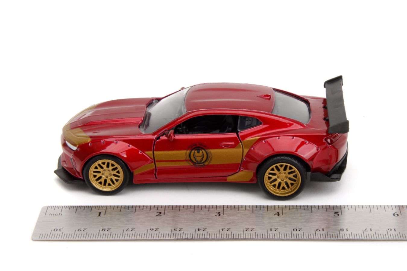 Marvel Comics - Iron Man 2016 Chevy Camaro SS 1:32 Hollywood Ride