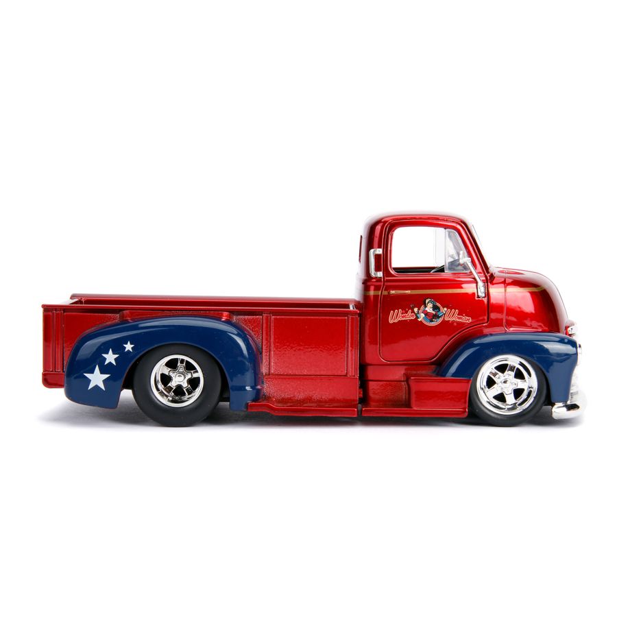 DC Comics Bombshells - Wonder Woman Chevy Pickup 1:24 Scale Hollywood Rides Diecast Vehicle