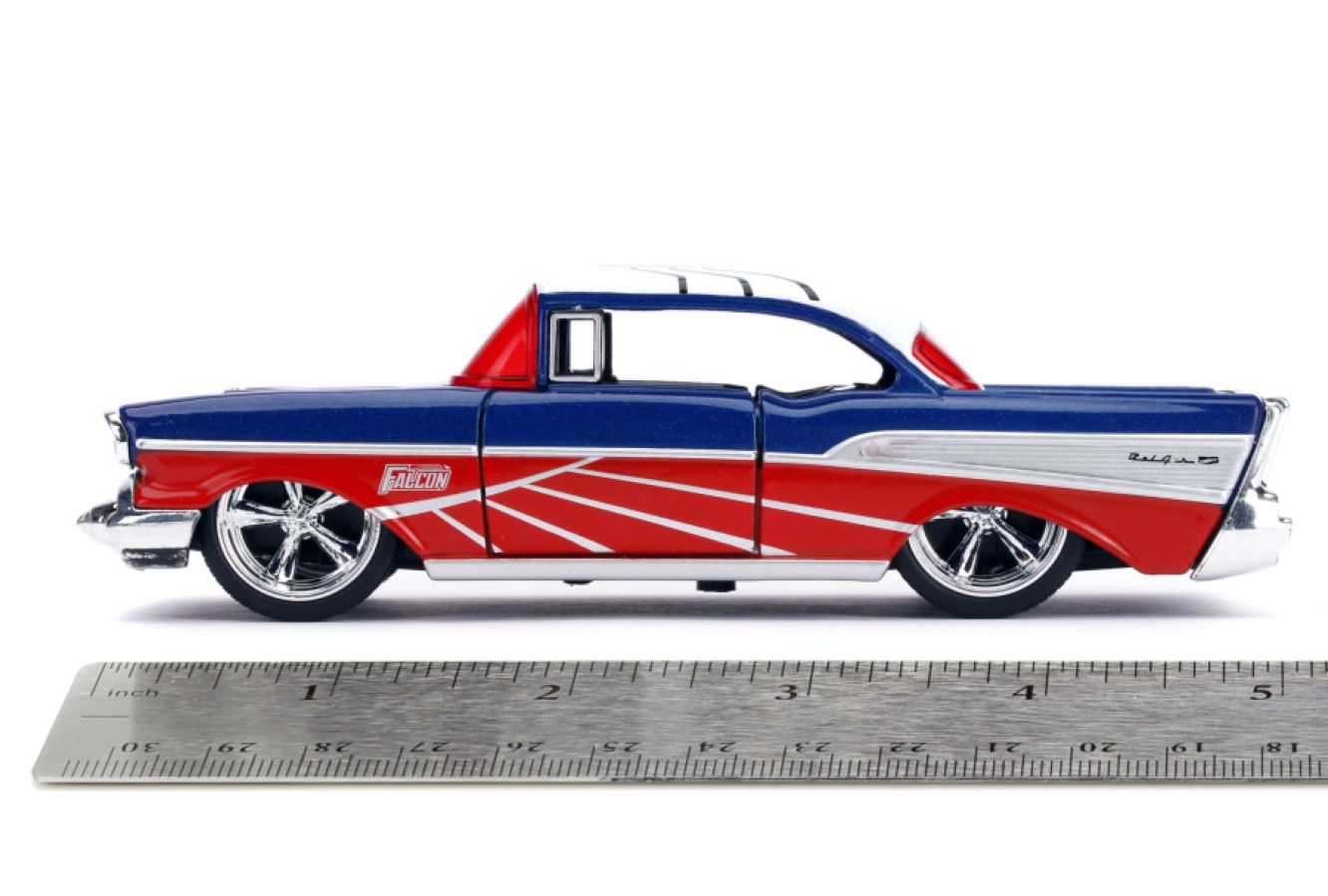Marvel Comics - Falcon 1957 Chevy Bel-Air 1:32 Scale Hollywood Ride