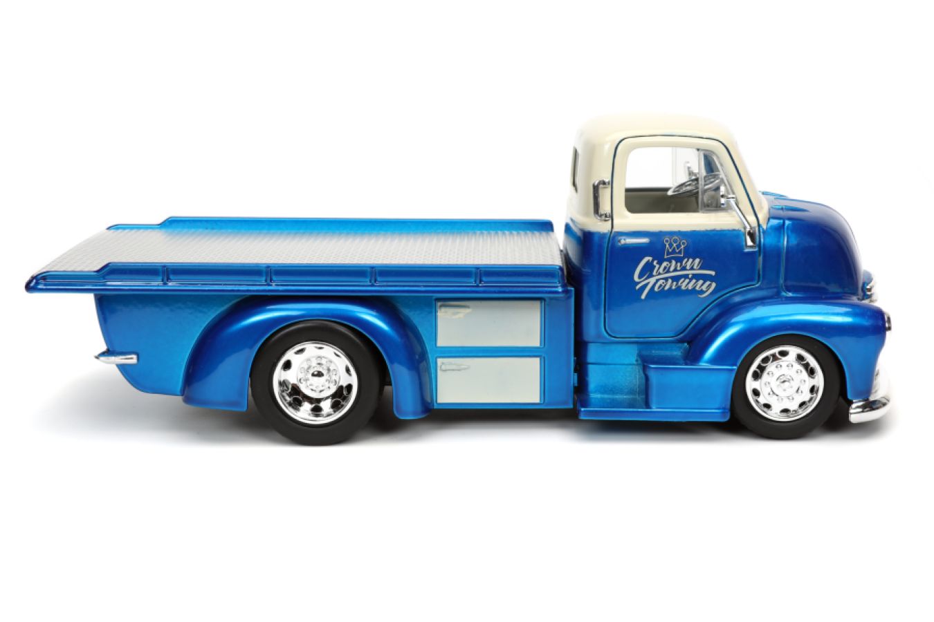 Just Trucks - 1952 Chevy COE Flatbed 1:24 Scale