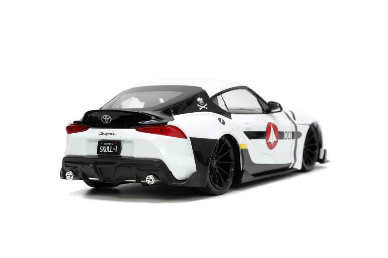 Robotech - Roy Focker & 2020 Toyota Supra 1:24 Scale