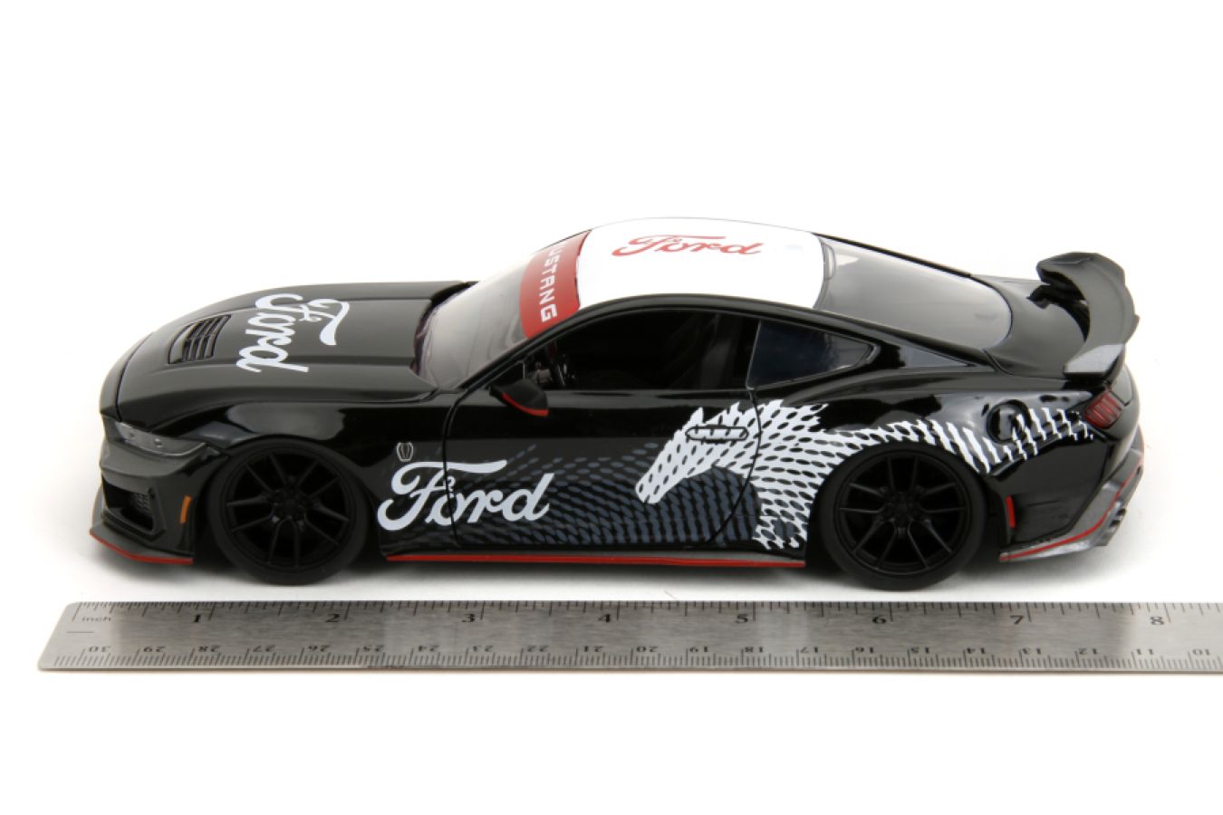Big Time Muscle - 2024 Ford Mustang "Dark Horse" Edition 1:24 Scale Diecast Vehicle