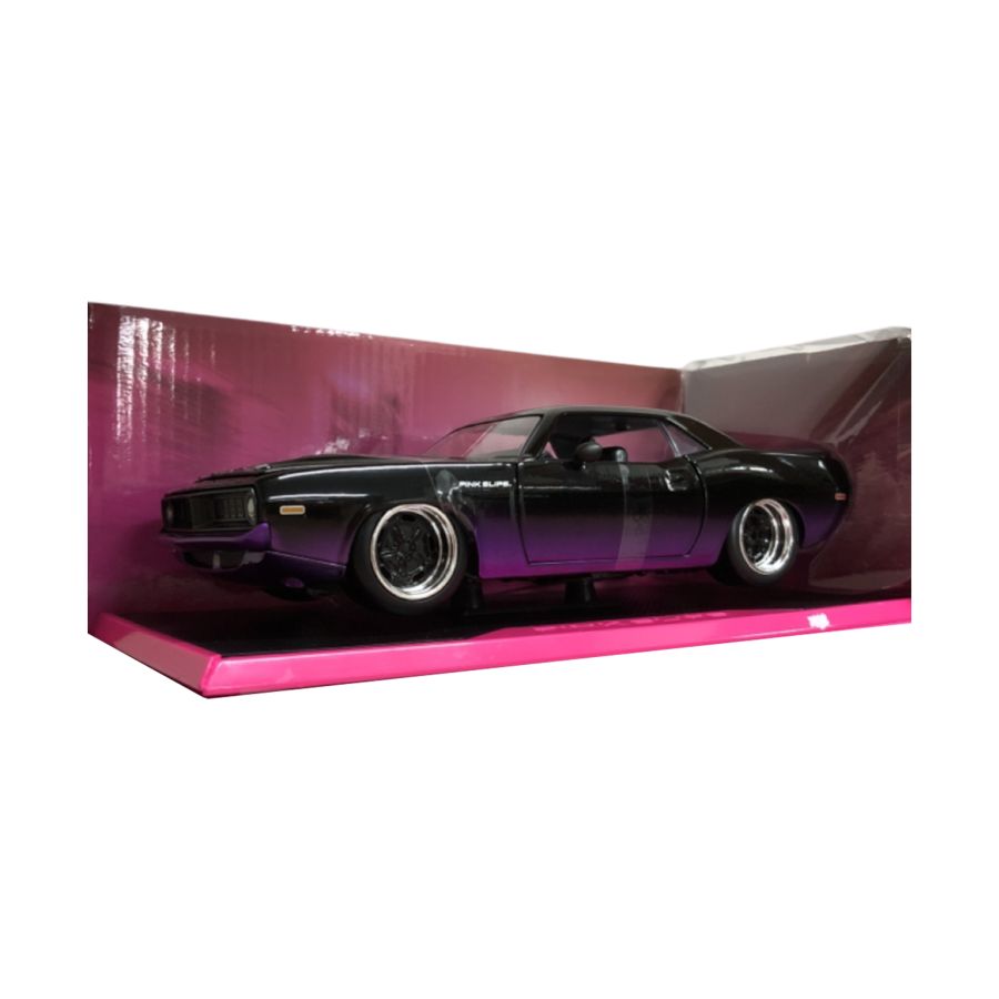 Pink Slips - '73 Plymouth Barracuda 1:24 Scale Diecast Vehicle