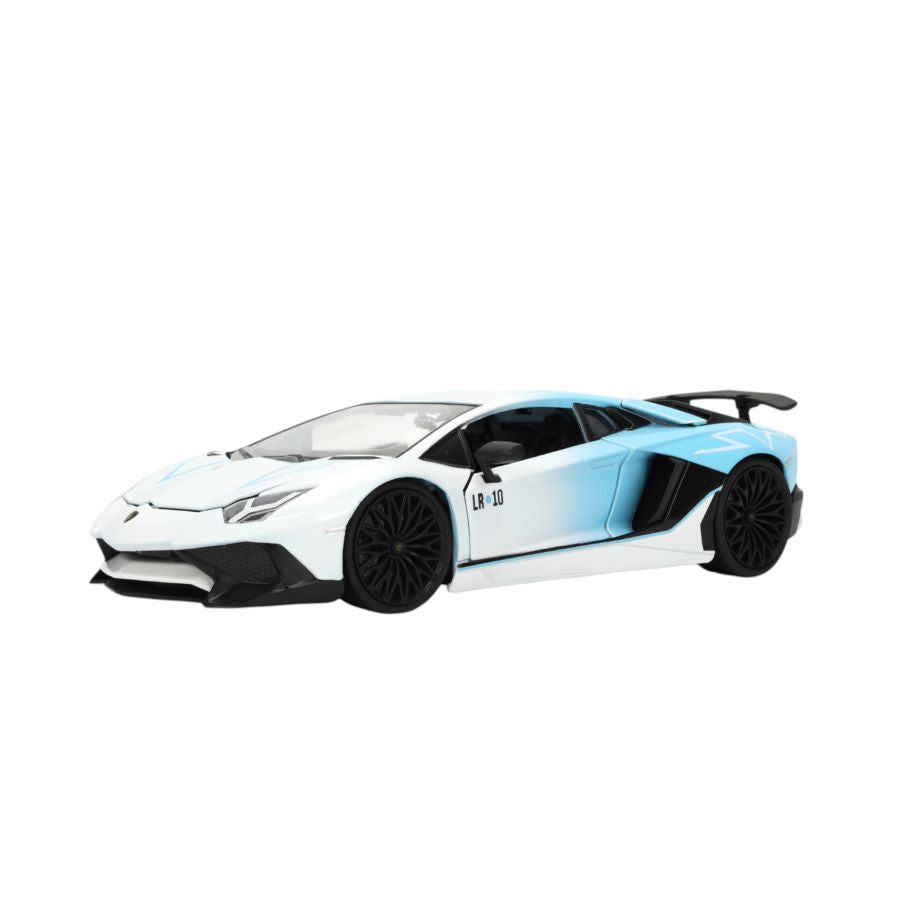 Pink Slips - 1:24 Lamborghini Aventador SV Diecast Vehicle