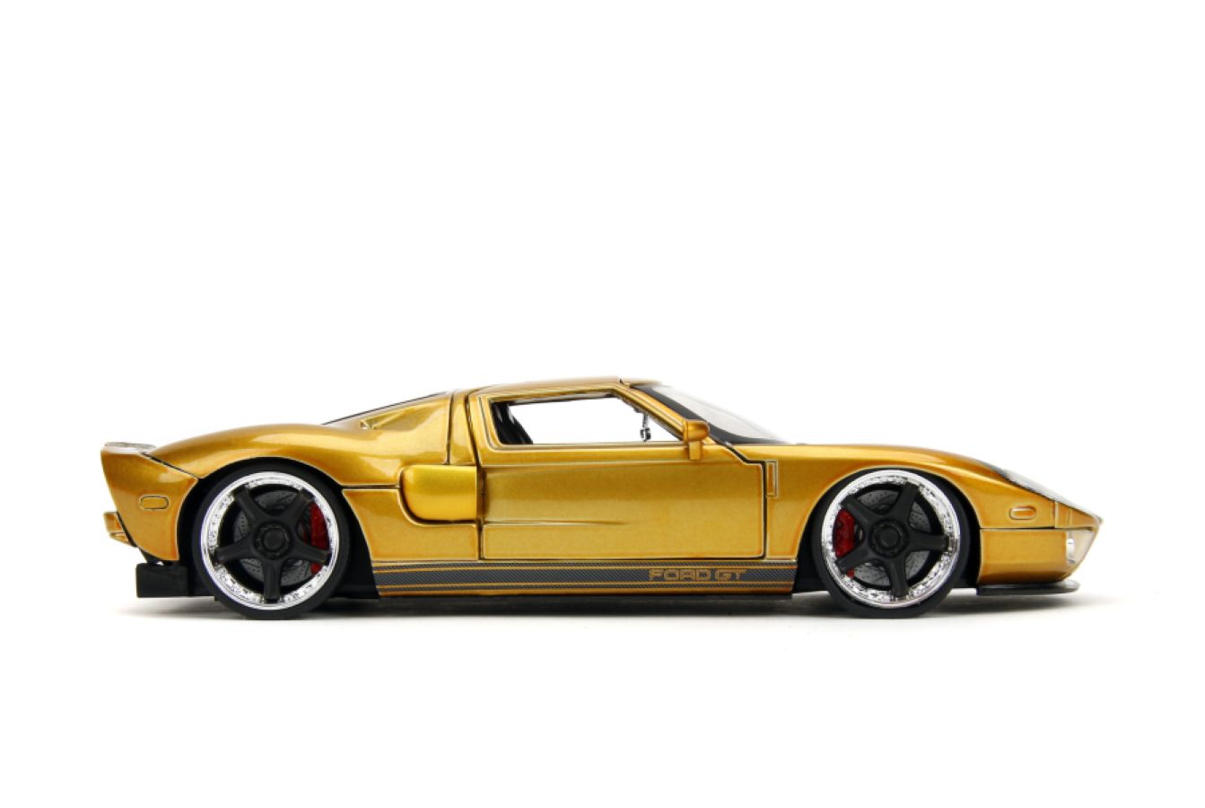 Pink Slips - 2005 Ford GT 1:24 Scale Diecast Vehicle