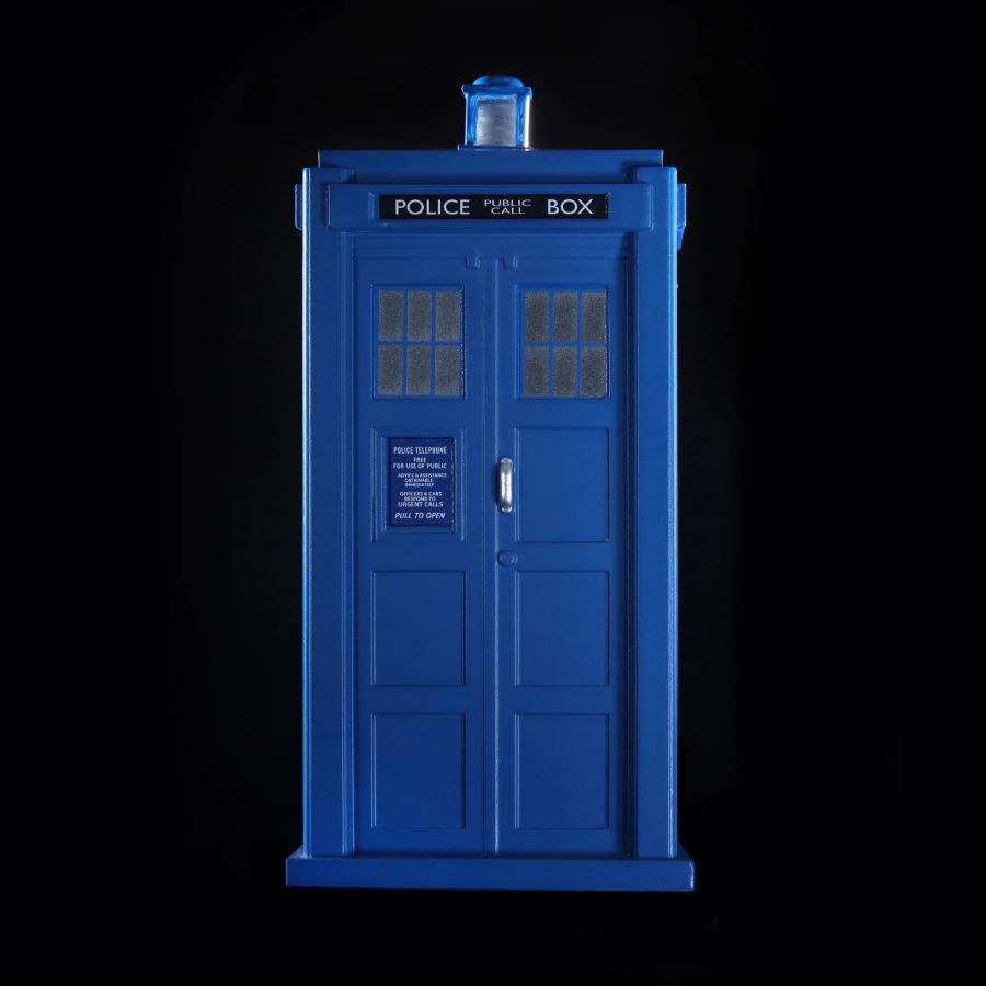 Dr Who - The Third Doctor's TARDIS 1:21 Scale Polyresin Replica
