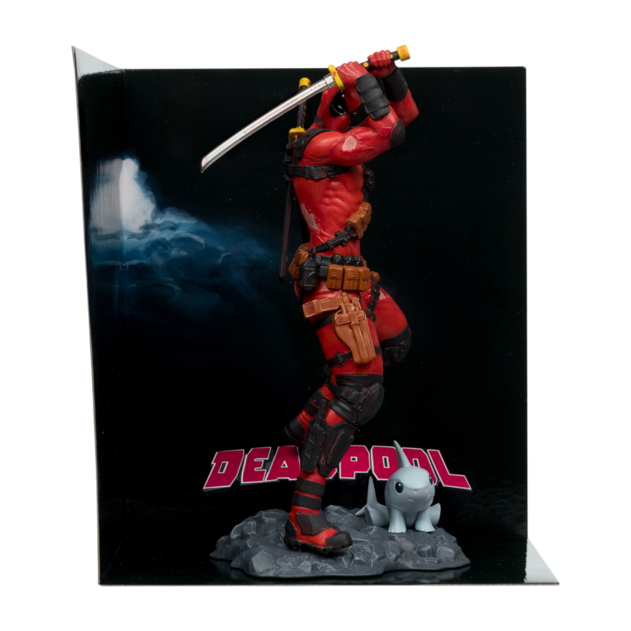 Marvel Comics - Deadpool 1:10 Scale Figure