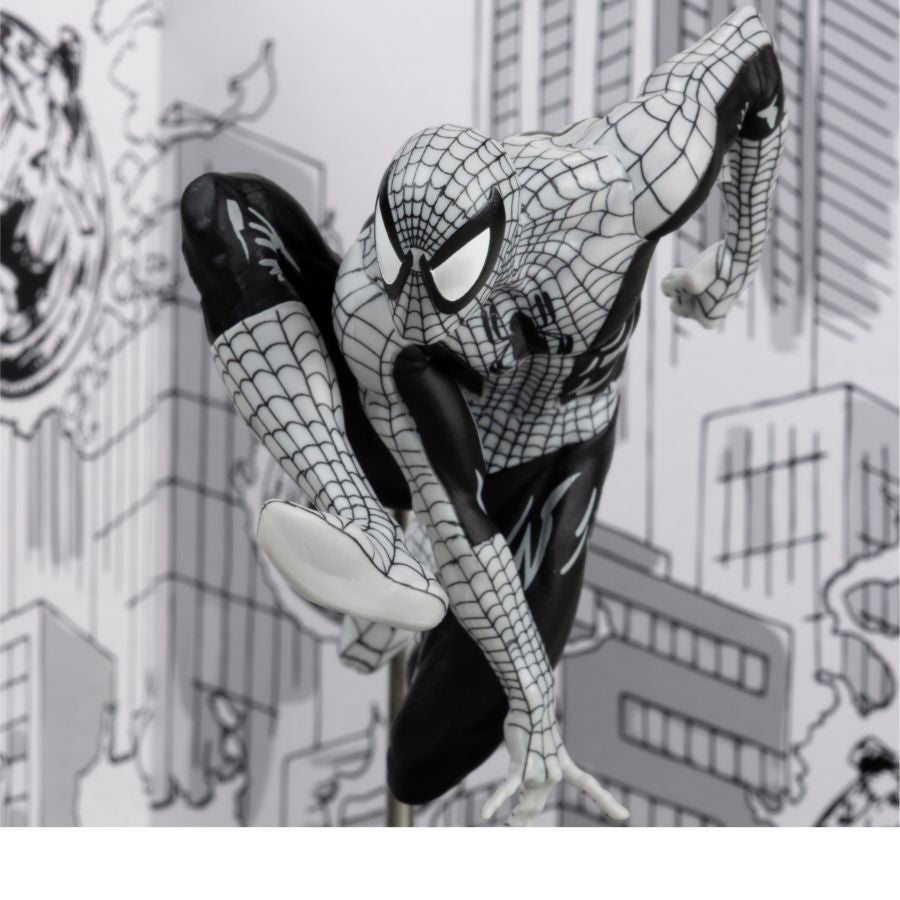Marvel Comics - Spider-Man (Gold Label) 1:10 Scale Figure