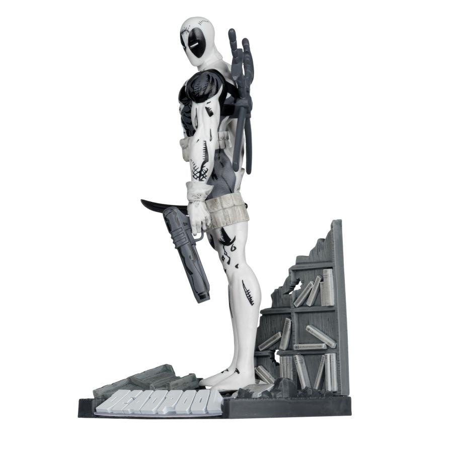 Marvel Comics - Deadpool (The New Mutants #98) Gold Label 1:10 Scale Figure