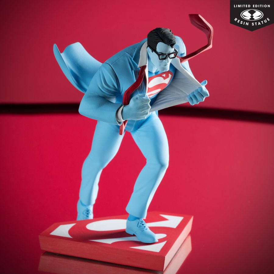 DC Comics - Superman Red & Blue by Clayton Henry Resin Statue