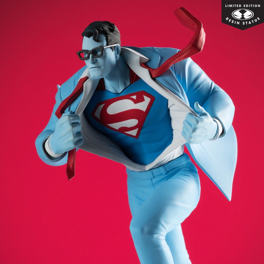 DC Comics - Superman Red & Blue by Clayton Henry Resin Statue