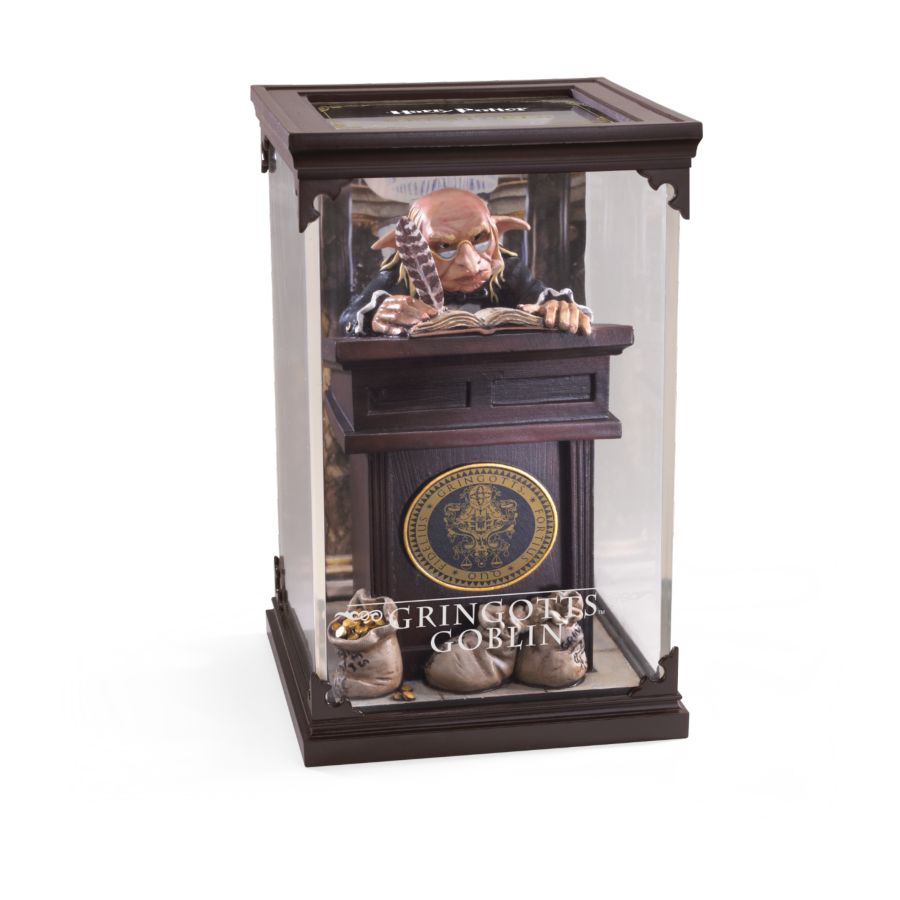 Harry Potter - Gringotts Goblin Magical Creatures Diorama