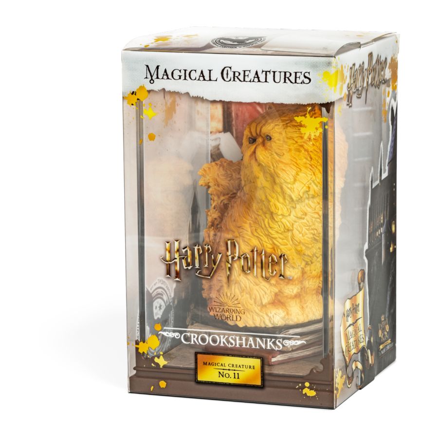 Harry Potter - Crookshanks Magical Creatures Diorama