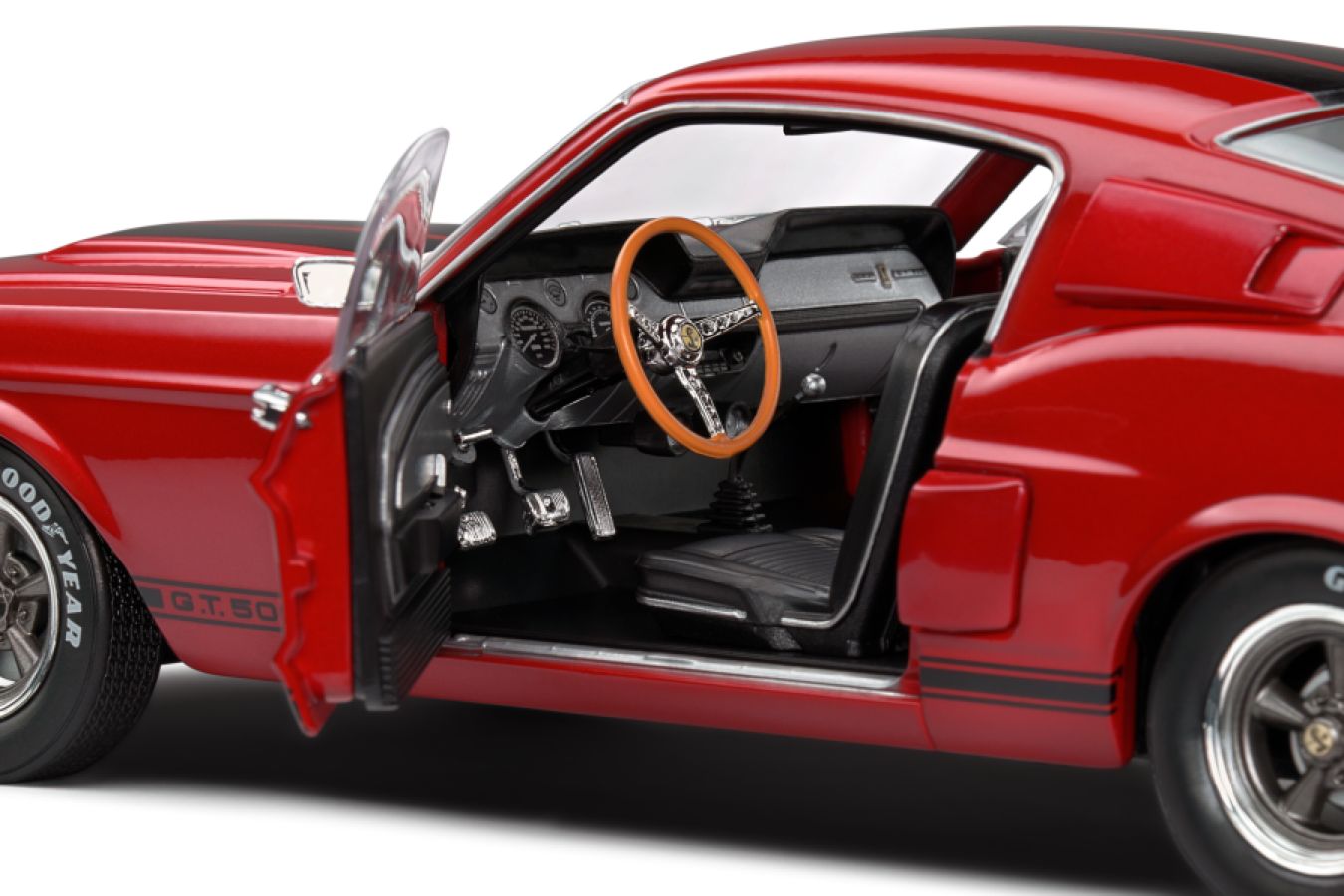 Solido Cars - 1967 Shelby GT500 1:18 Scale Diecast Vehicle