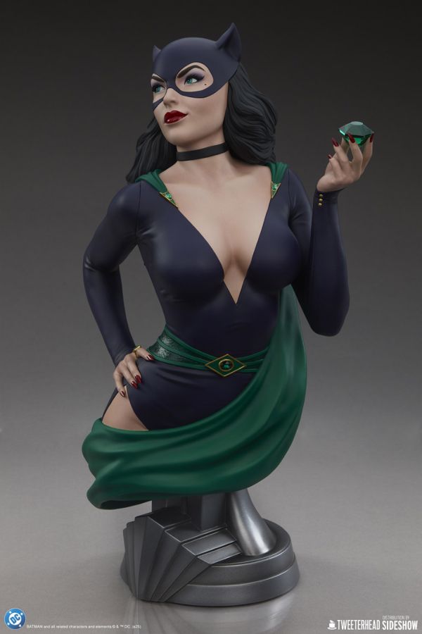 DC Comics - Catwoman 1:3 Scale Bust