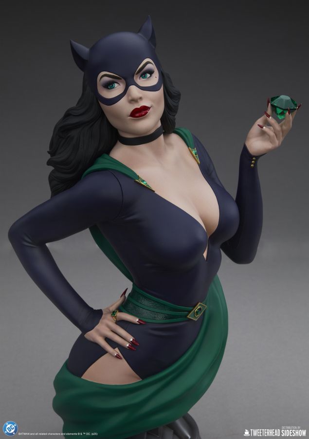 DC Comics - Catwoman 1:3 Scale Bust