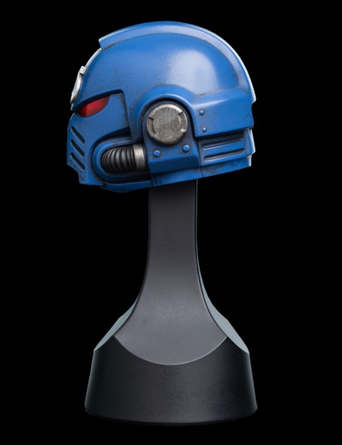 Warhammer 40,000 - Ultramarines Miniature Helm