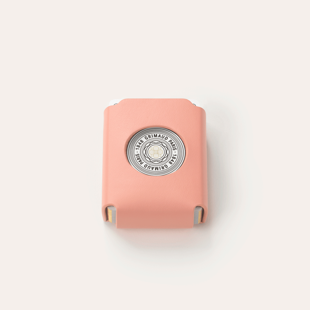 Grimaud - Coral red bridge deck in its leather case