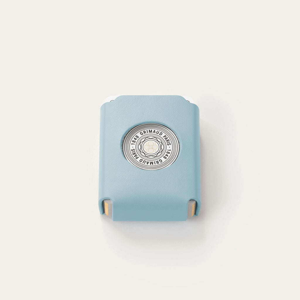 Grimaud - Dolphin blue bridge deck in its leather case