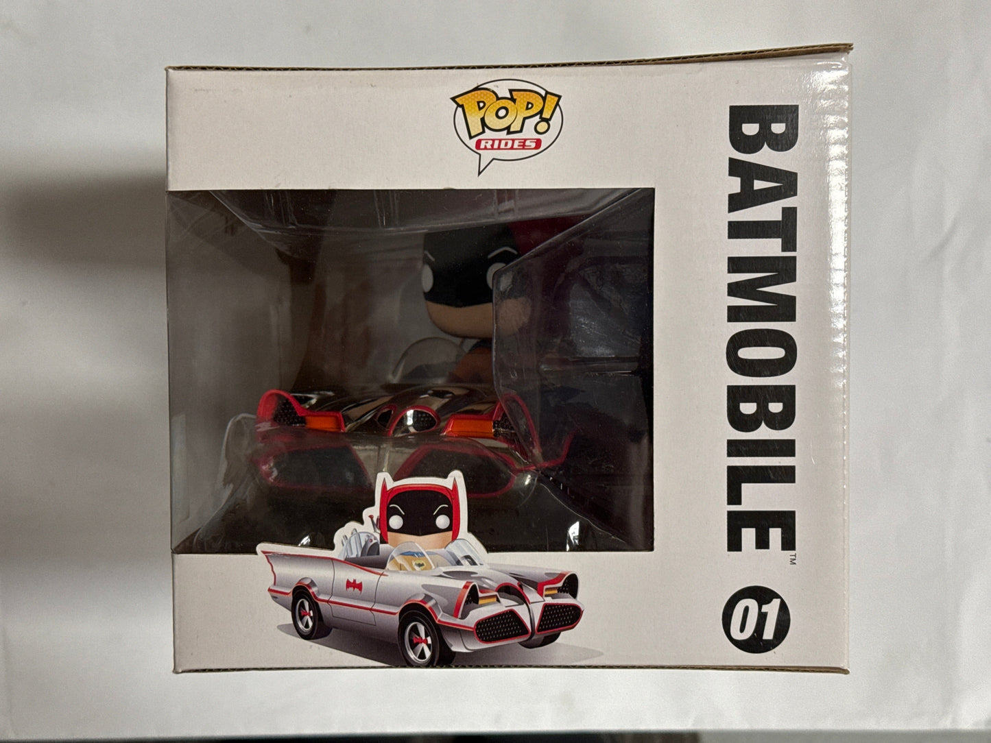 Batman - Batman w/ Chrome Batmobile 2016 Summer Convention Exclusive Pop Ride #01