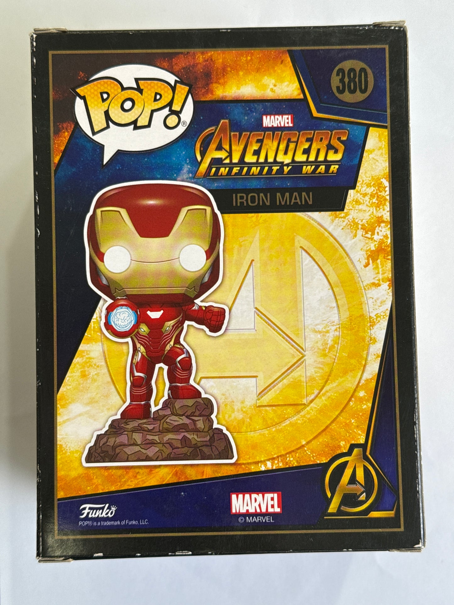 Avengers 3: Infinity War - Iron Man Light Up US Exclusive Pop! Vinyl #380