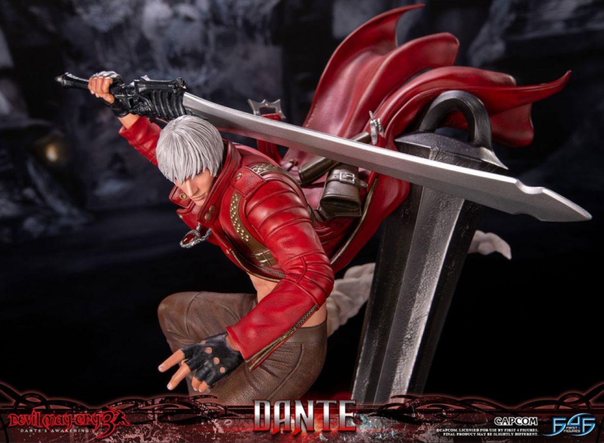 Devil May Cry 3 - Dante Statue