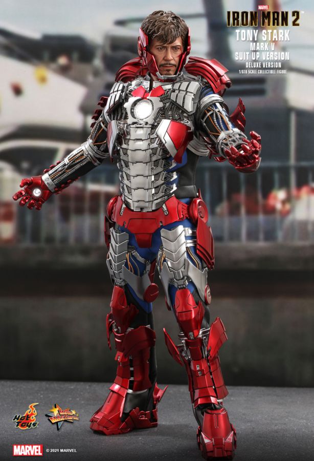 Iron Man 2 - Tony Stark Mark V Suit Up Deluxe 1:6 Scale 12" Action Figure
