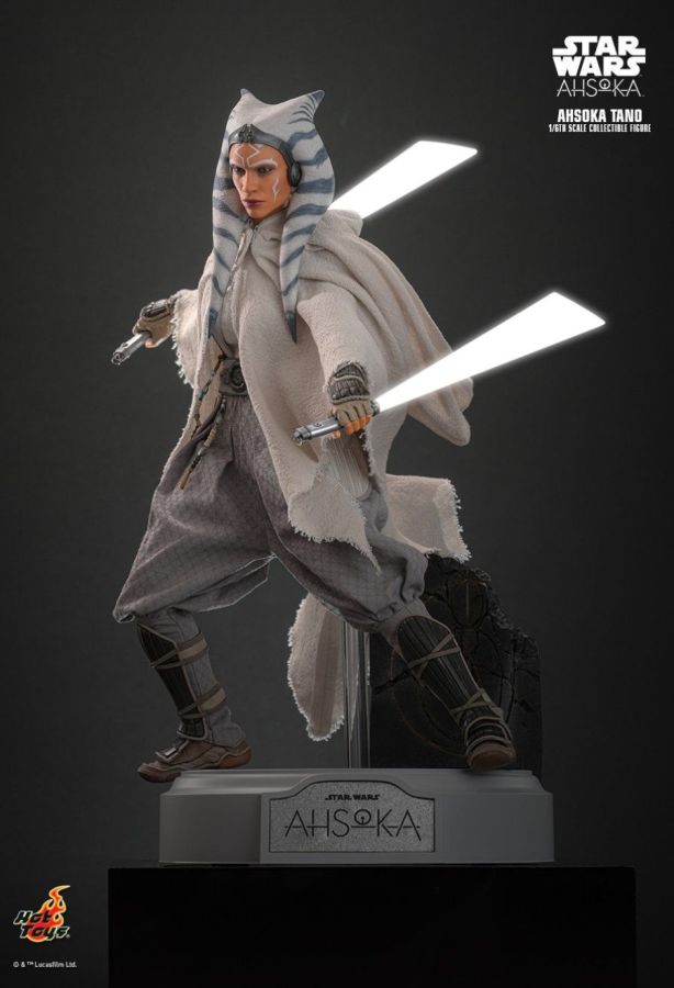 Star Wars: Ahsoka (TV) - Ahsoka Tano 1:6 Scale Collectable Figure
