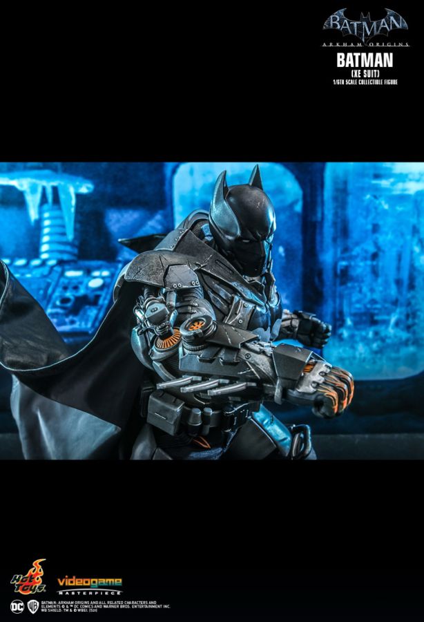 Batman: Arkham Origins - Batman (XE Suit) 1:6 Scale 12" Action Figure
