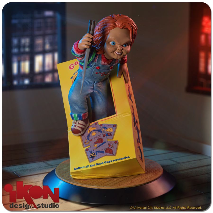 Child's Play - Chucky Breaking Free From Box PVC Statue