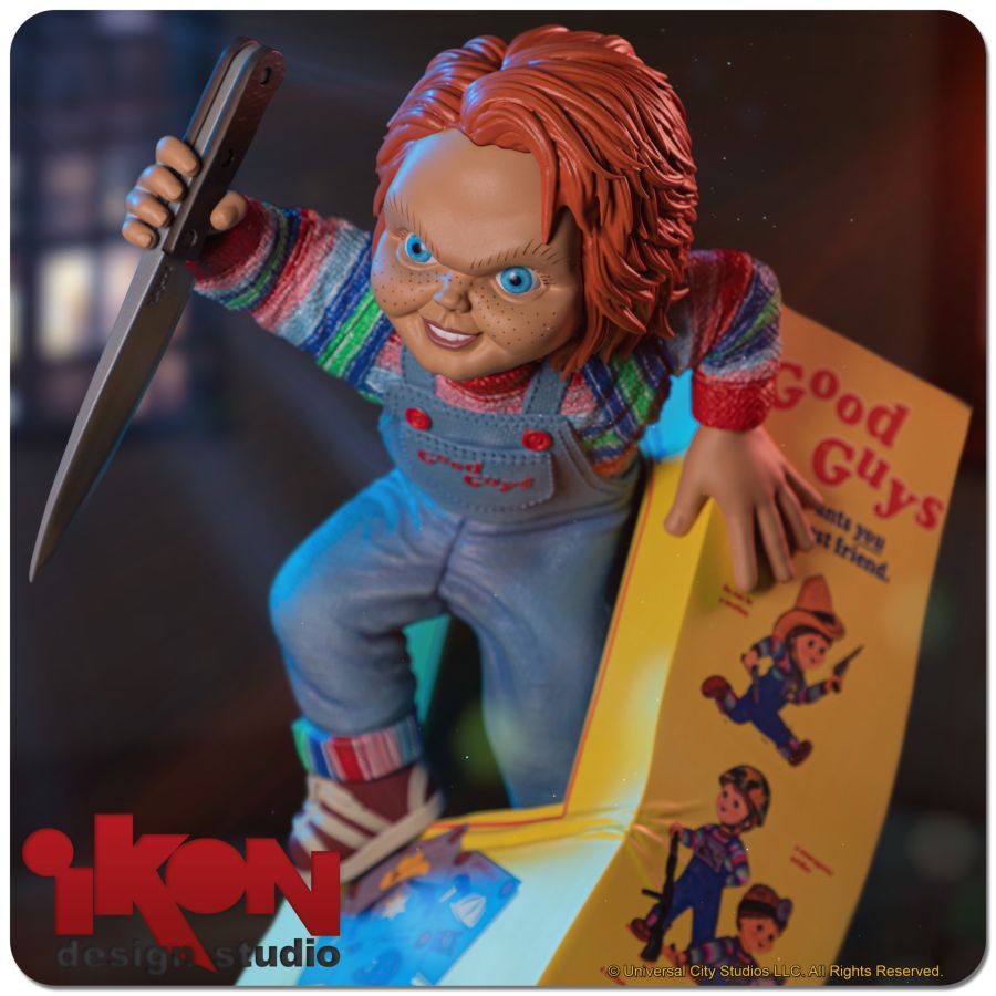 Child's Play - Chucky Breaking Free From Box PVC Statue