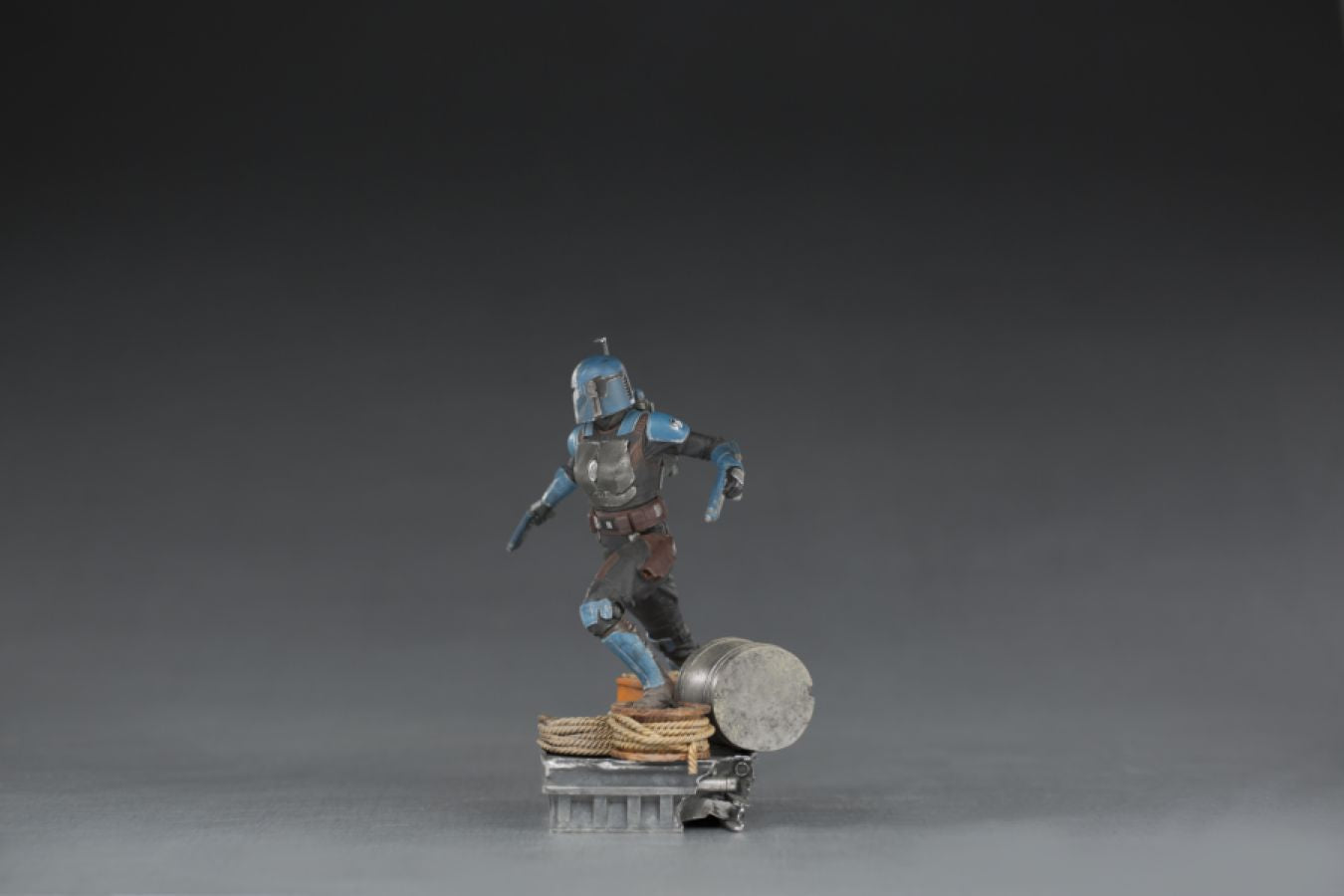 Star Wars: The Mandalorian - Bo-Katan 1:10 Scale Statue