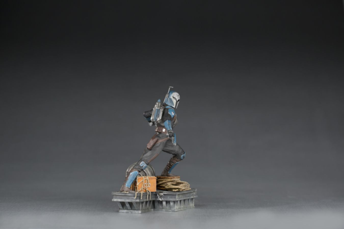 Star Wars: The Mandalorian - Bo-Katan 1:10 Scale Statue