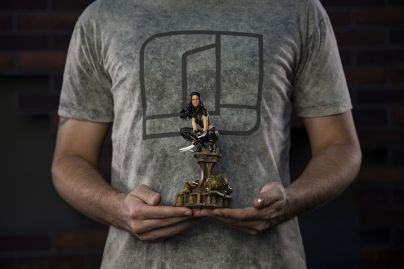X-Men - X-23 1:10 Scale Statue