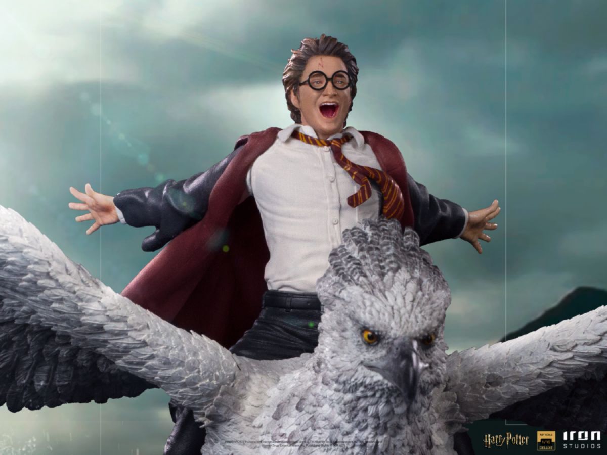 Harry Potter - Harry & Buckbeak Deluxe 1:10 Scale Statue
