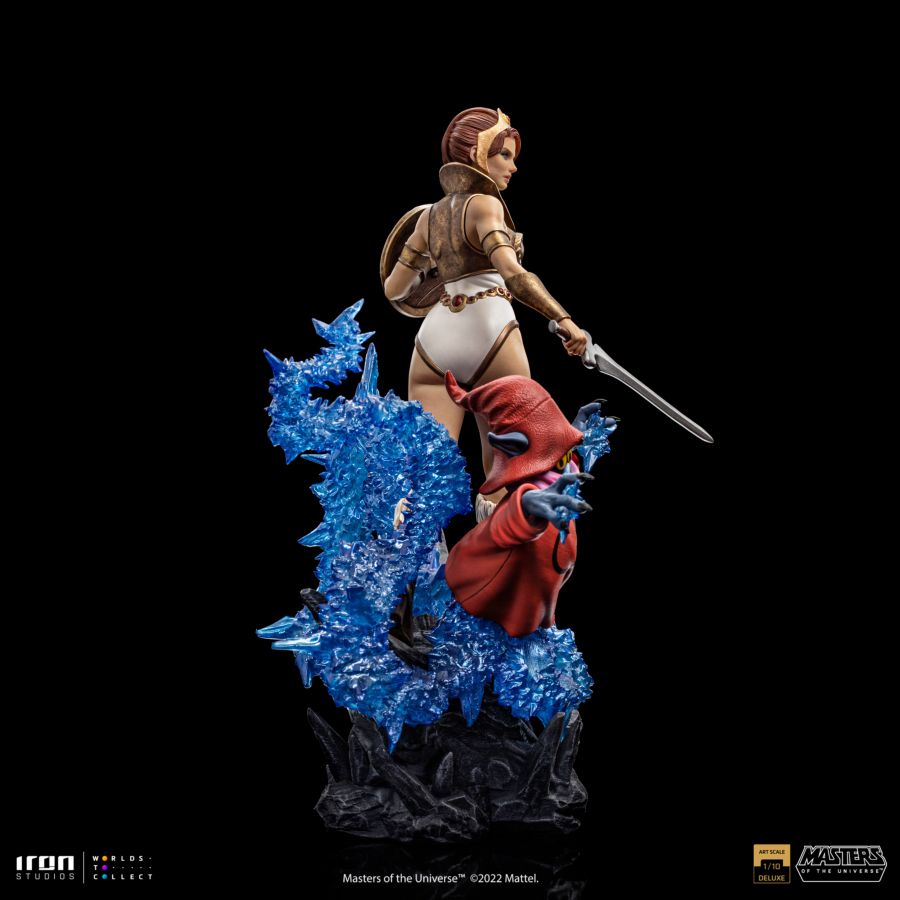 Masters of the Universe - Teela and Orko Deluxe 1:10 Statue