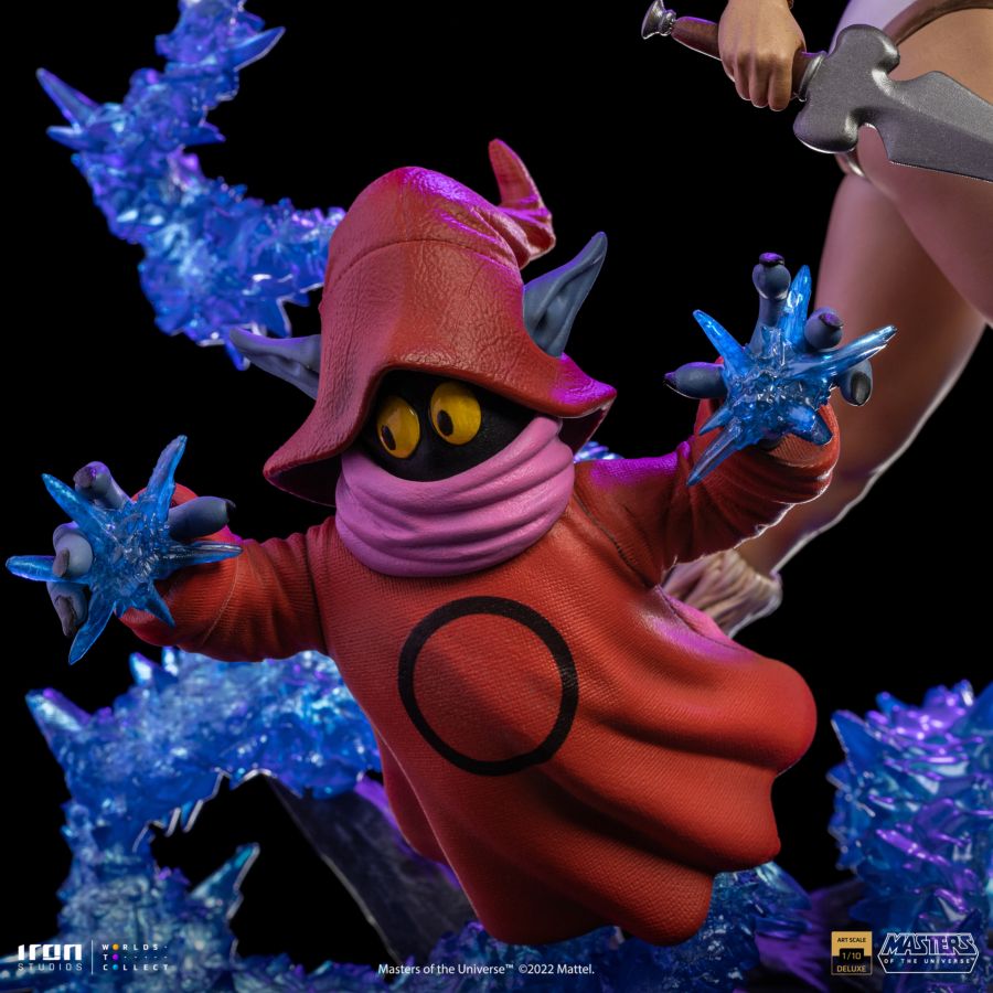 Masters of the Universe - Teela and Orko Deluxe 1:10 Statue
