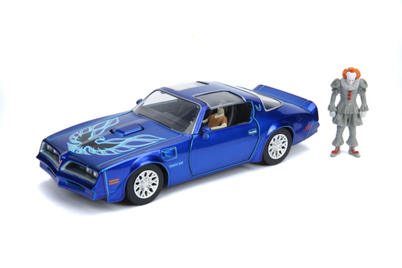 It (2017) - 1977 Pontiac Firebird 1:24 with Pennywise Figure Hollywood Ride - Ozzie Collectables