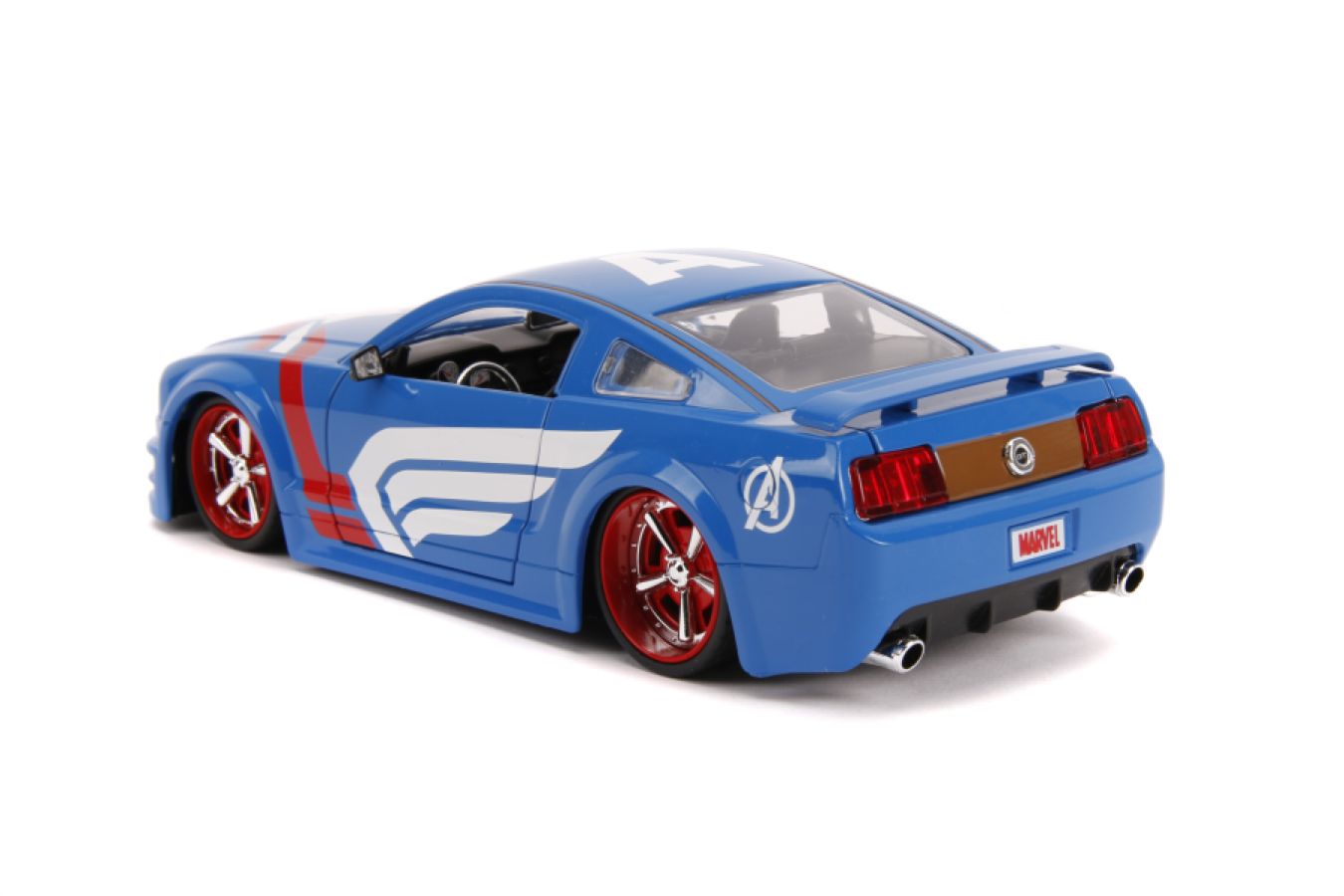 Captain America - 2006 Ford Mustang GT 1:24 Scale Hollywood Ride - Ozzie Collectables