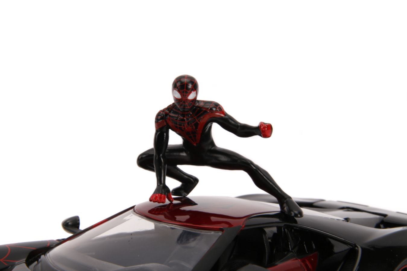 Spider-Man - Miles Morales 2017 Ford GT 1:24 Scale Hollywood Ride - Ozzie Collectables