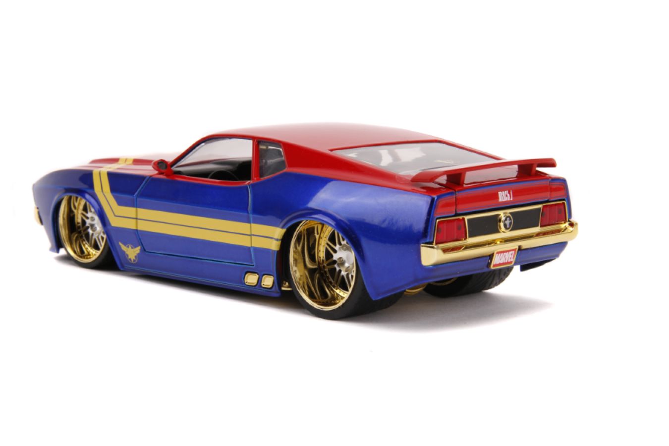 Captain Marvel - 1973 Ford Mustang Mach 1 1:24 Scale Hollywood Ride - Ozzie Collectables