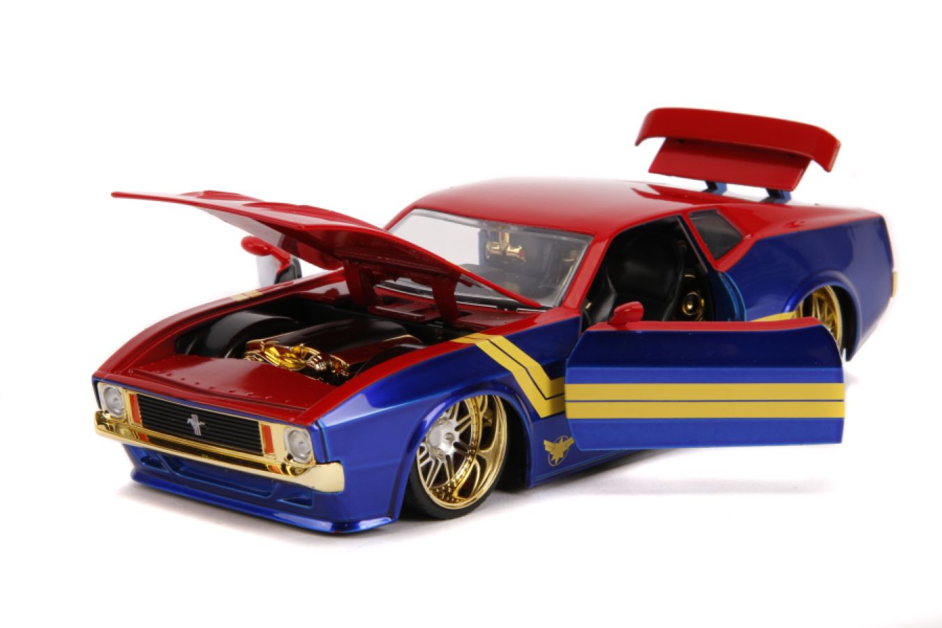 Captain Marvel - 1973 Ford Mustang Mach 1 1:24 Scale Hollywood Ride - Ozzie Collectables
